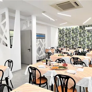 *** Hotel Madrid Italia